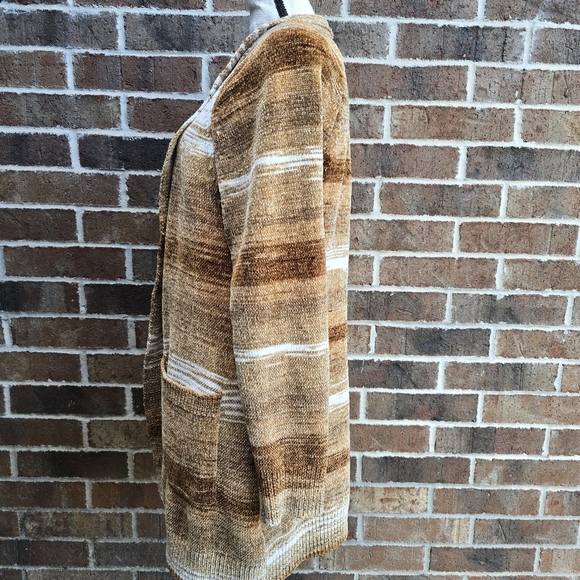 Ruby Rd. Tan and White Women's Cardigan - Picture 2 of 10